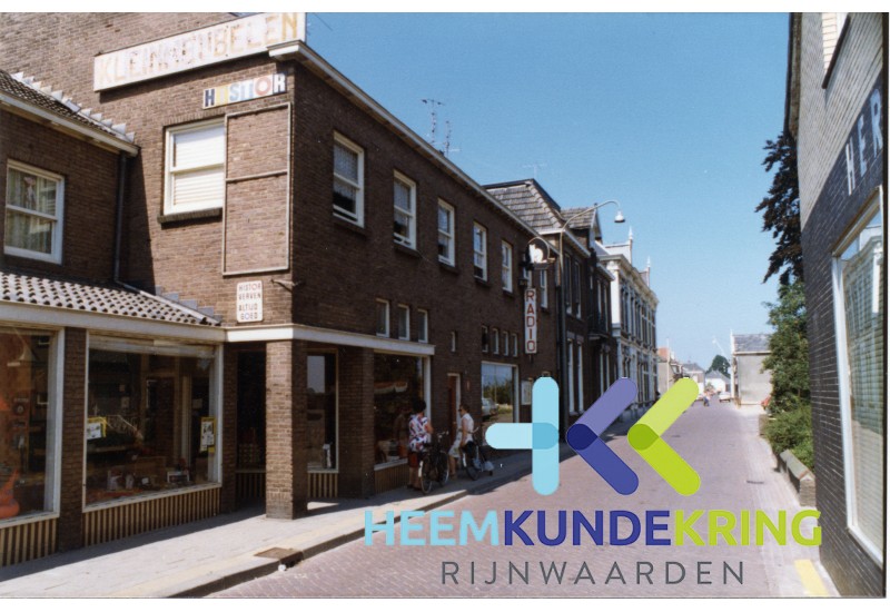 Hoofdstraat 11-7-1977 Coll. HKR (3)